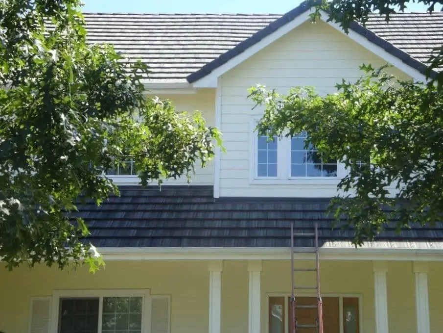 New shingle installation in Eugene